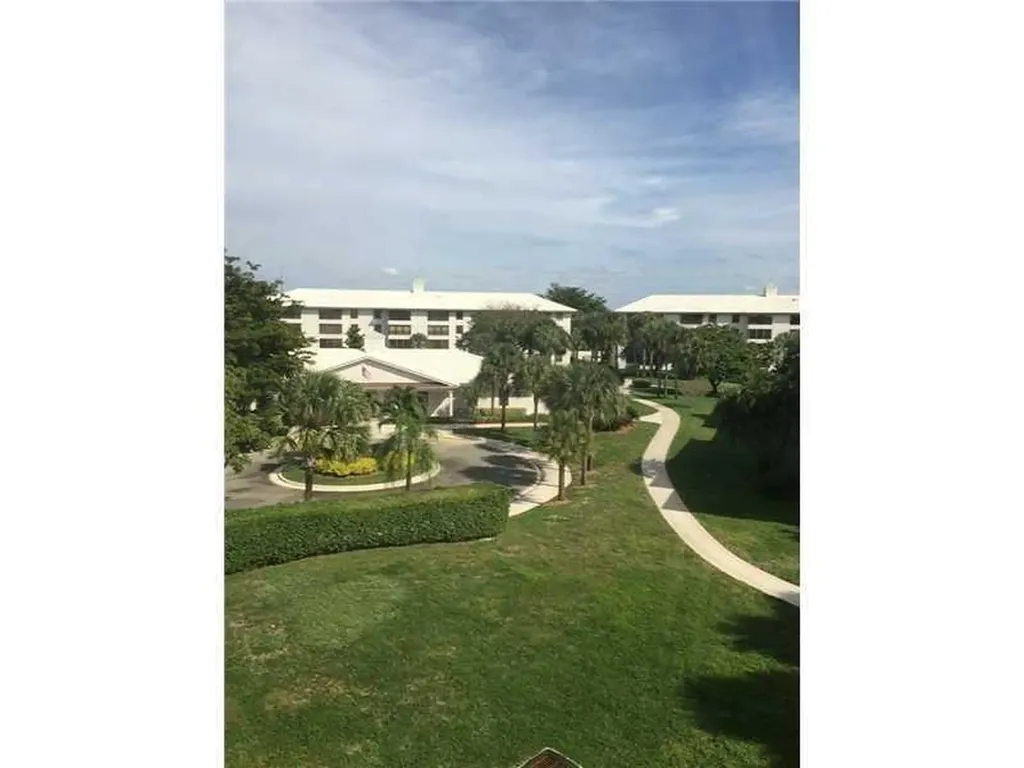 3650 Whitehall Drive West Palm Beach FL 33401