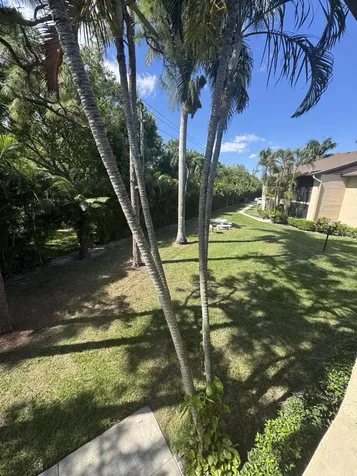435 Pine Glen Lane Greenacres FL 33463