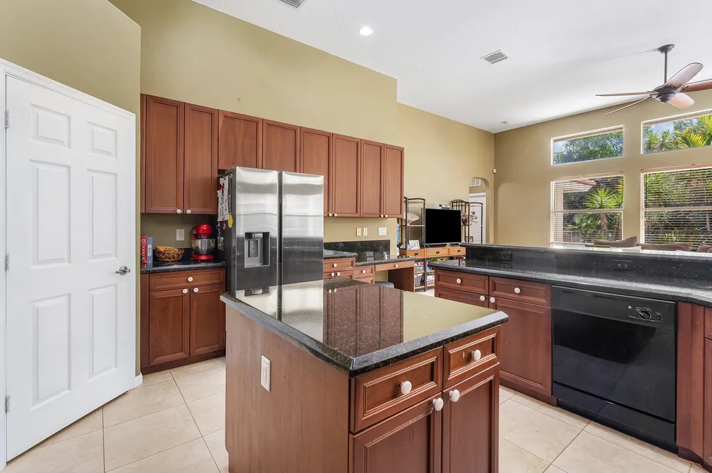 4956 200th Trail N Loxahatchee FL 33470