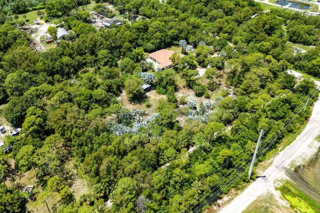 4956 200th Trail N Loxahatchee FL 33470