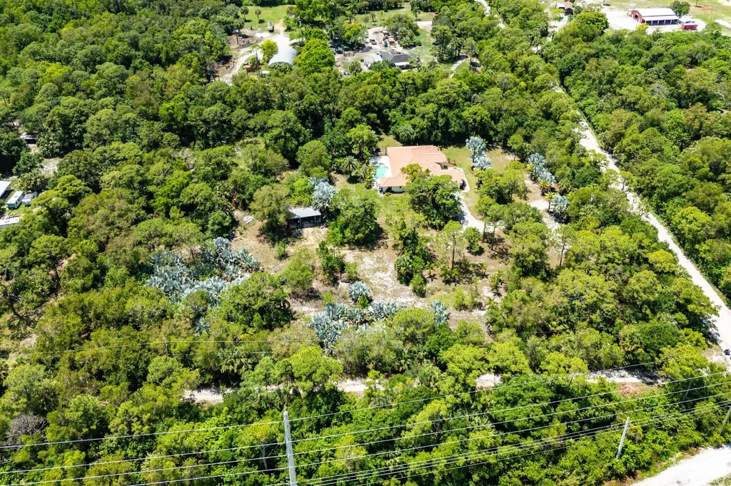 4956 200th Trail N Loxahatchee FL 33470