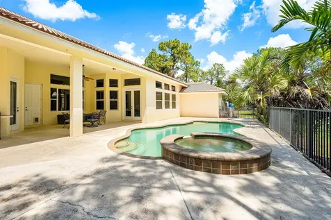 4956 200th Trail N Loxahatchee FL 33470