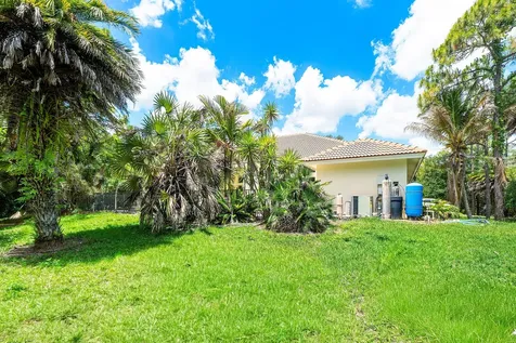 4956 200th Trail N Loxahatchee FL 33470