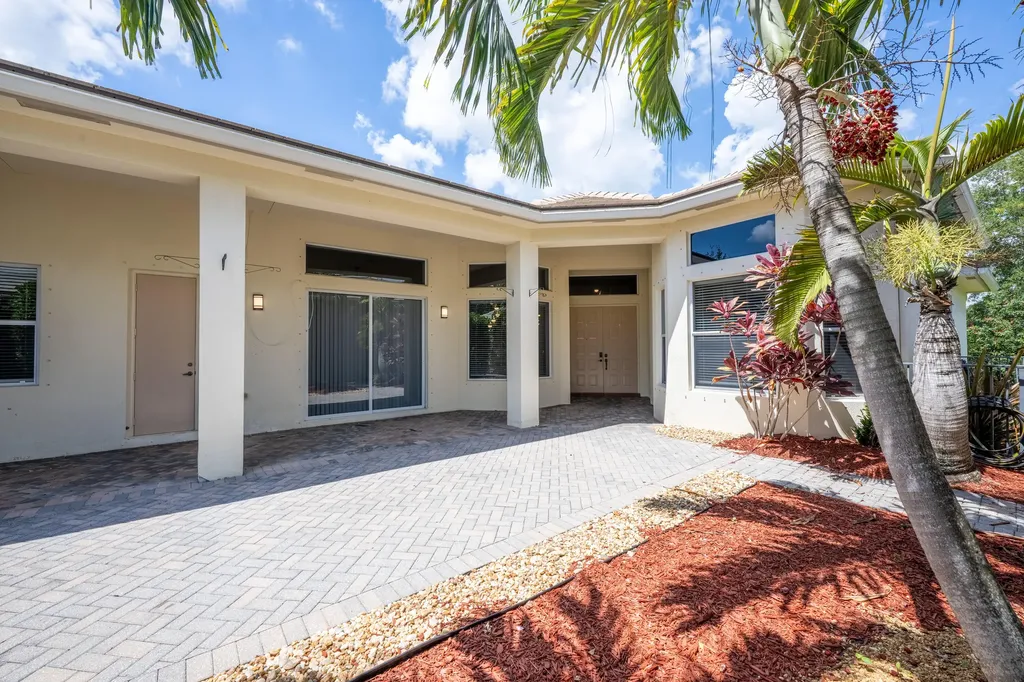 9357 Osprey Isle Boulevard West Palm Beach FL 33412