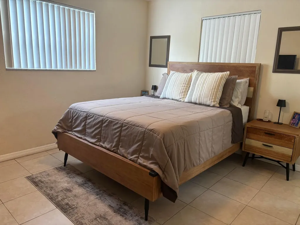 1064 Carolina Avenue Fort Lauderdale FL 33312