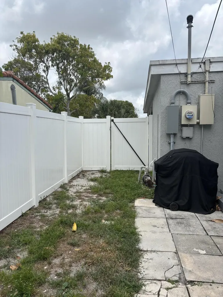 1064 Carolina Avenue Fort Lauderdale FL 33312