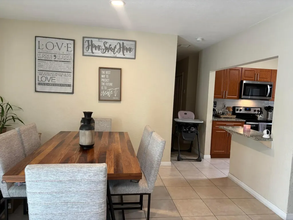 1064 Carolina Avenue Fort Lauderdale FL 33312