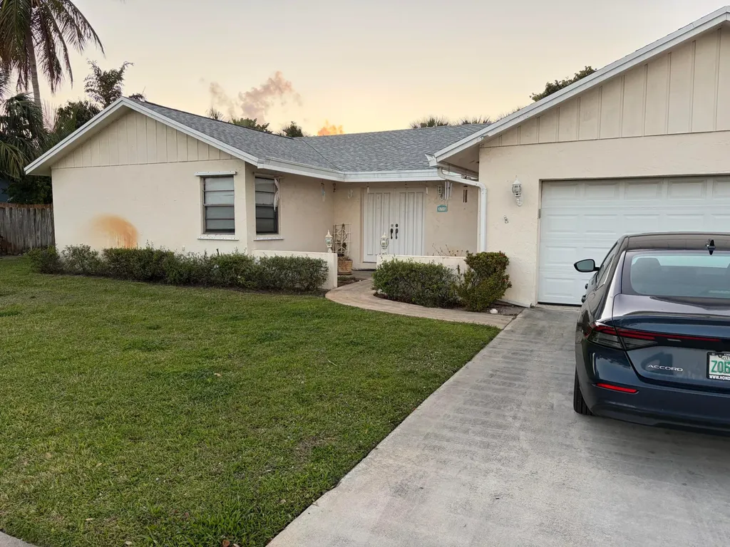 3705 Diane Drive Boynton Beach FL 33435