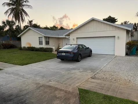 3705 Diane Drive Boynton Beach FL 33435