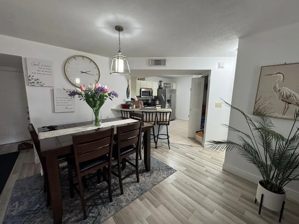 8955 Wiles Road Coral Springs FL 33067