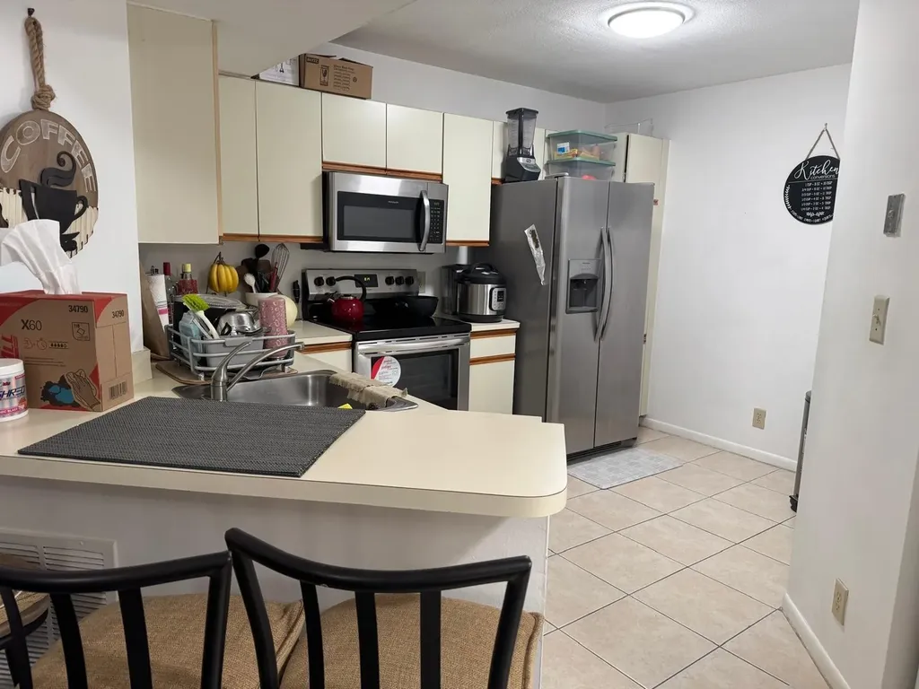 8955 Wiles Road Coral Springs FL 33067