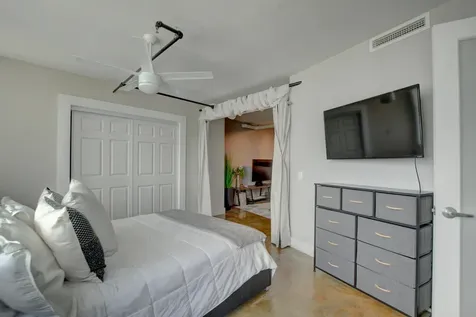 185 NE 4th Avenue Delray Beach FL 33483