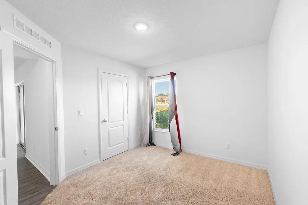 5412 Jamboree Drive Fort Pierce FL 34947
