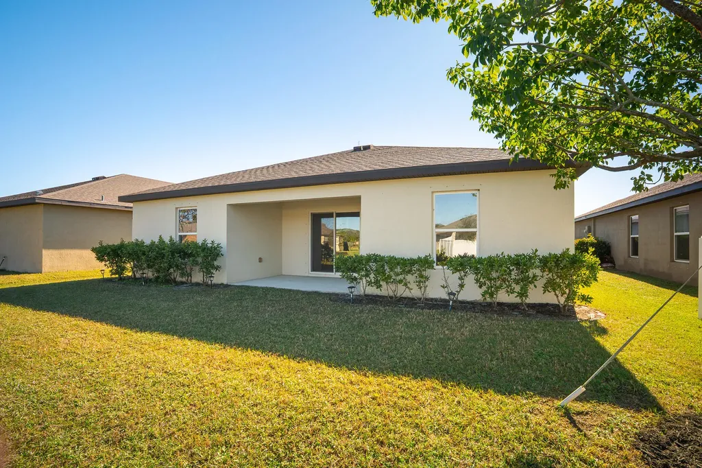 5412 Jamboree Drive Fort Pierce FL 34947