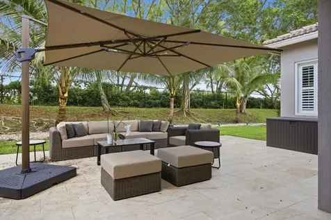 19518 S Whitewater Avenue Weston FL 33332