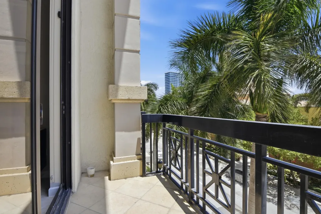 801 S Olive Avenue West Palm Beach FL 33401