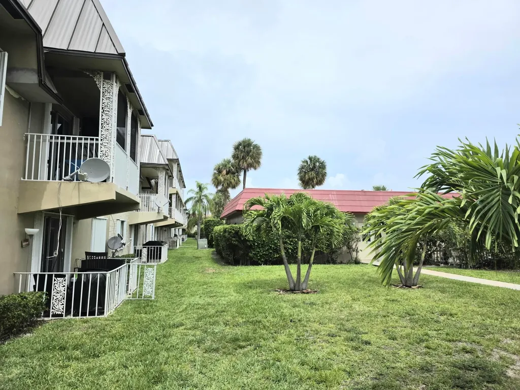 495 SE 8th Street Deerfield Beach FL 33441