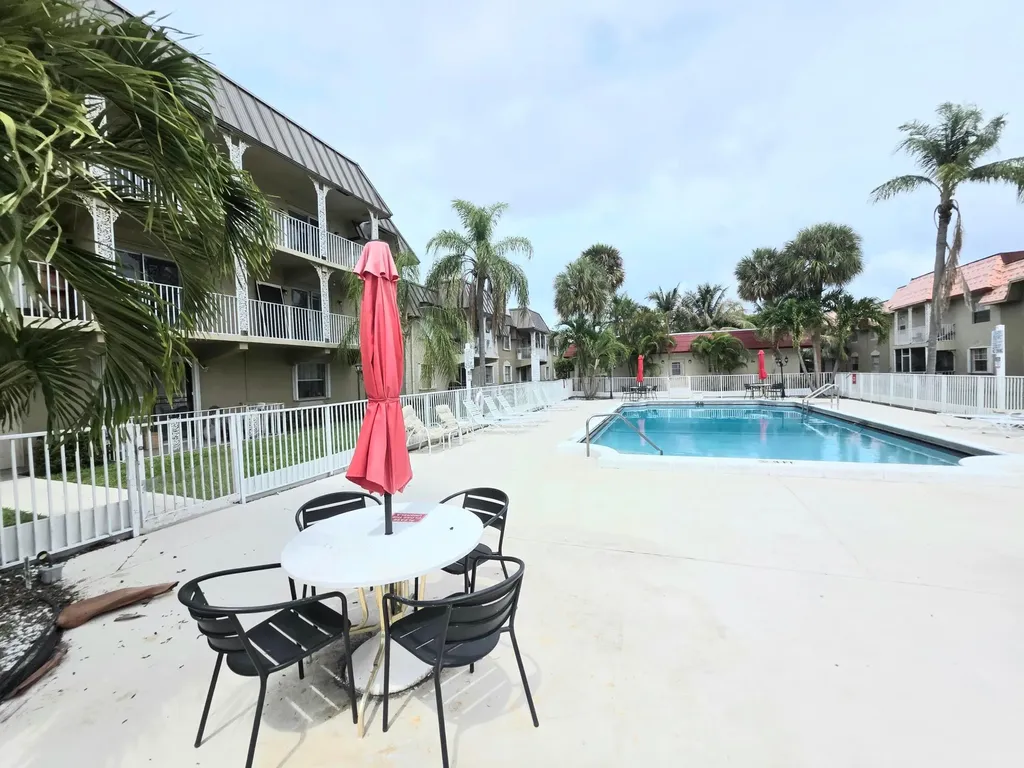 495 SE 8th Street Deerfield Beach FL 33441