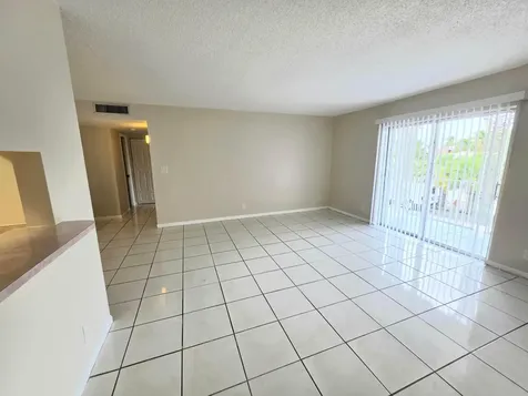 495 SE 8th Street Deerfield Beach FL 33441