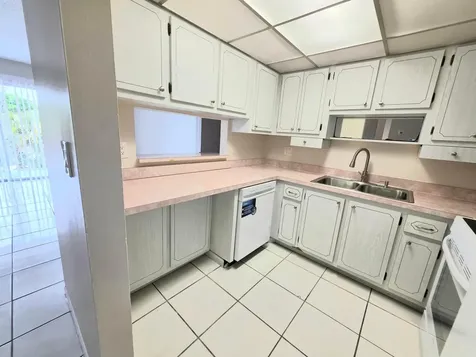495 SE 8th Street Deerfield Beach FL 33441