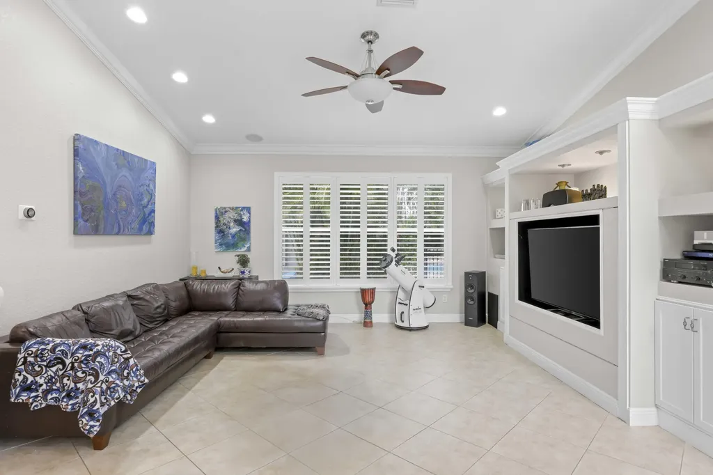 10812 Castle Oak Drive Boynton Beach FL 33473