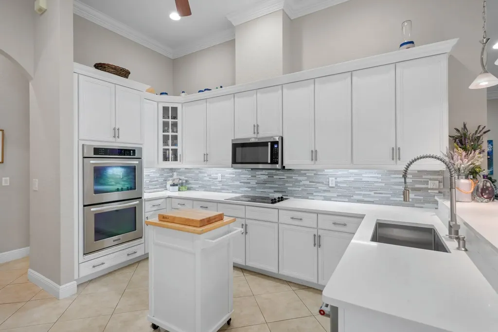 10812 Castle Oak Drive Boynton Beach FL 33473