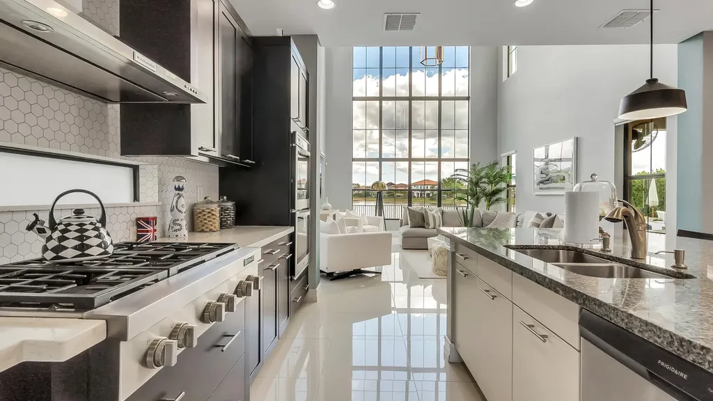 9040 W Watercrest Circle Circle W Parkland FL 33076
