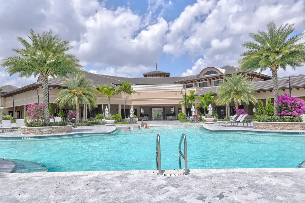 9040 W Watercrest Circle Circle W Parkland FL 33076