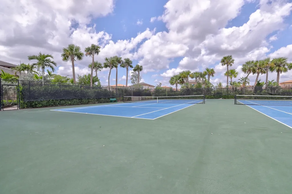 9040 W Watercrest Circle Circle W Parkland FL 33076