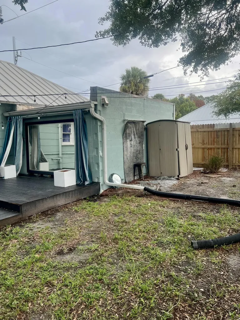 208 Avenue E Fort Pierce FL 34950