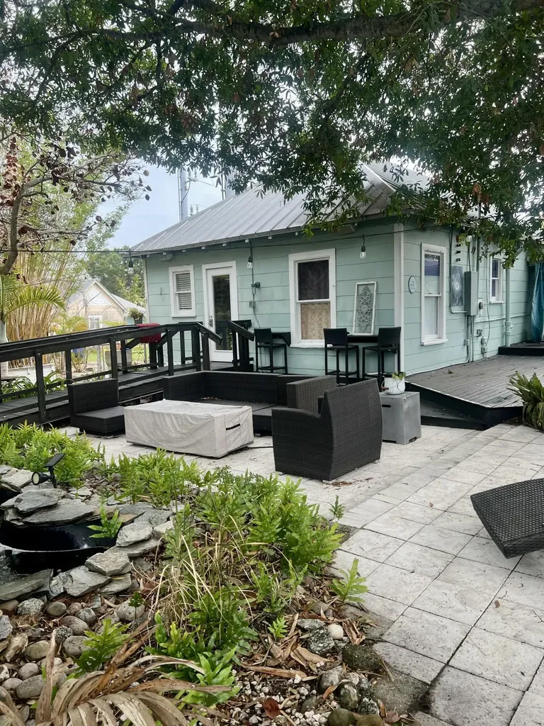 208 Avenue E Fort Pierce FL 34950