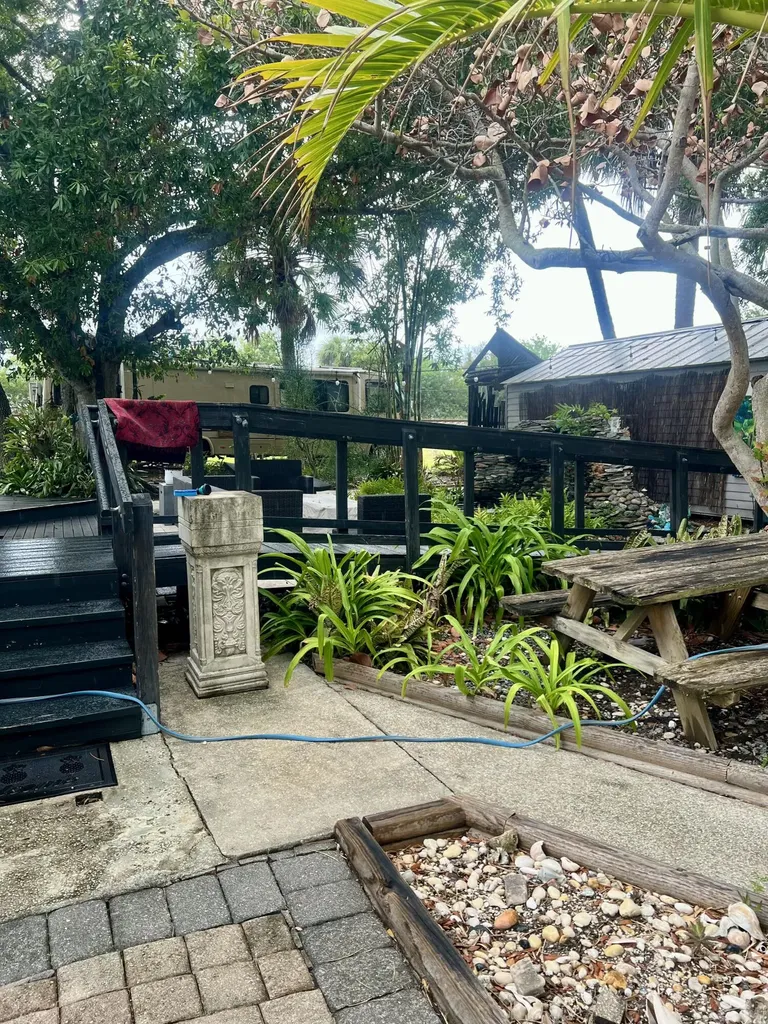 208 Avenue E Fort Pierce FL 34950