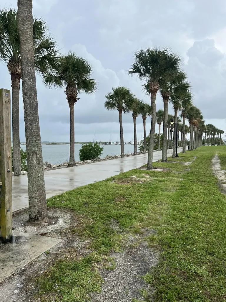 208 Avenue E Fort Pierce FL 34950