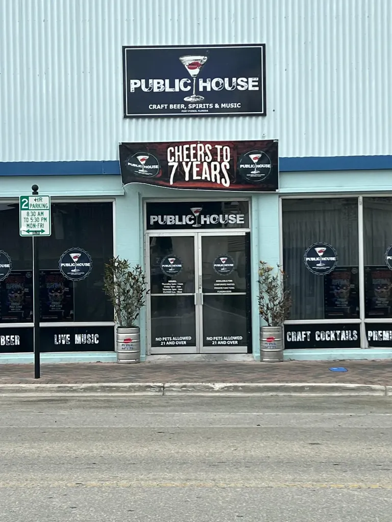 208 Avenue E Fort Pierce FL 34950