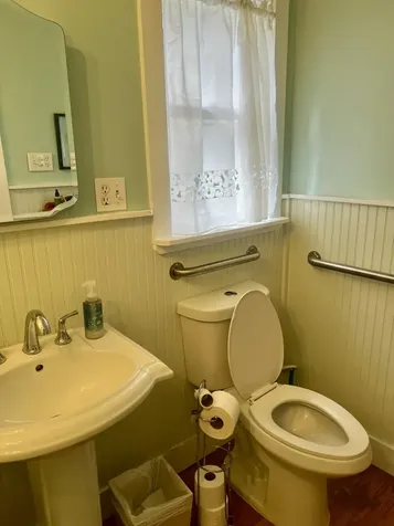 208 E Avenue Fort Pierce FL 34950