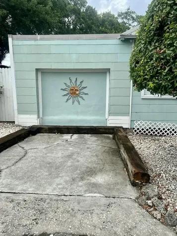 208 E Avenue Fort Pierce FL 34950
