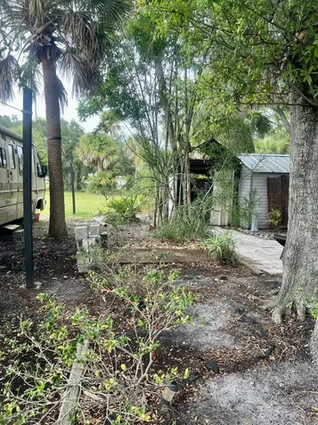 208 E Avenue Fort Pierce FL 34950