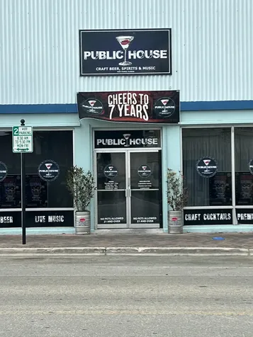 208 E Avenue Fort Pierce FL 34950