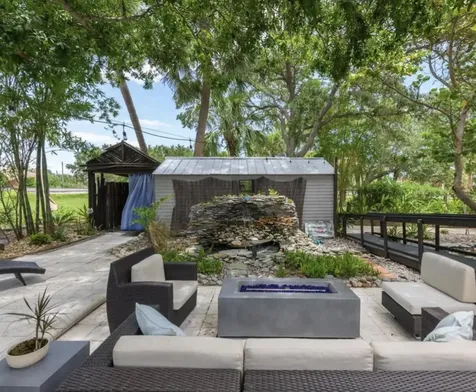 208 Avenue E Fort Pierce FL 34950