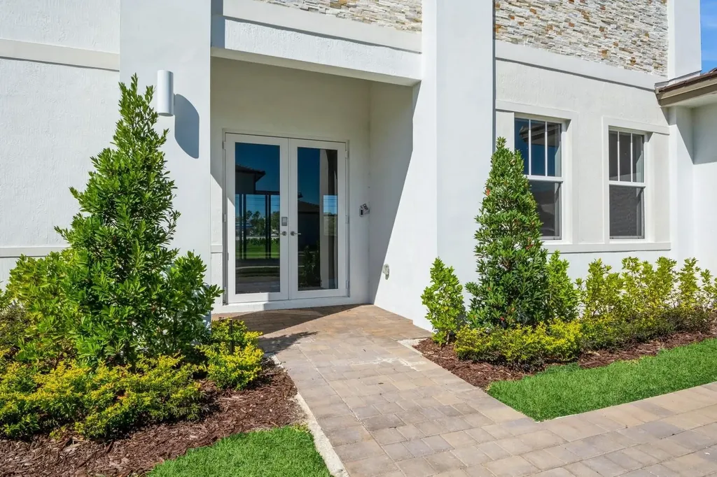 4385 SW 123rd Lane Davie FL 33330