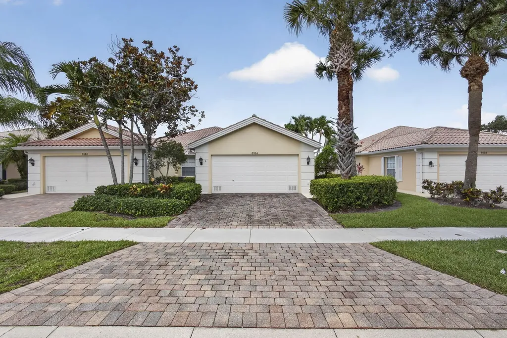 8154 Montserrat Place Wellington FL 33414