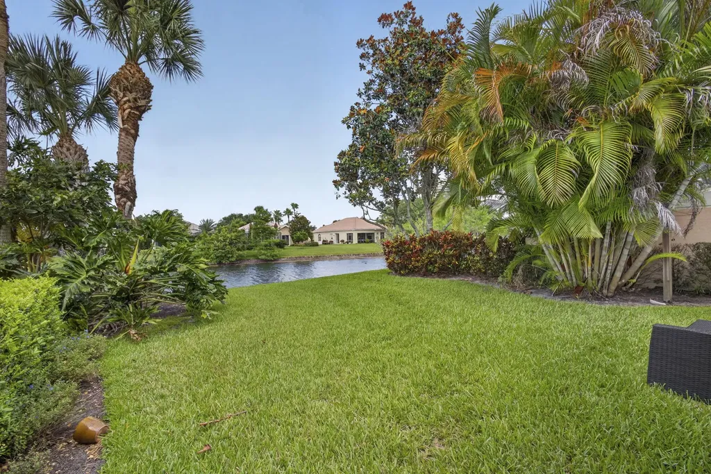 8154 Montserrat Place Wellington FL 33414