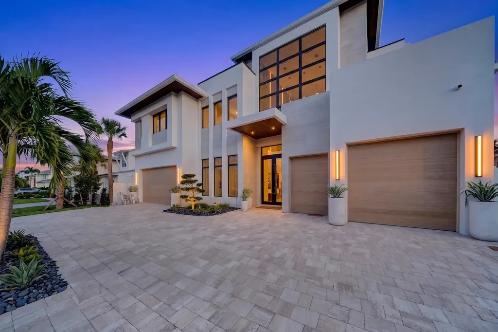 748 NE 72nd Street Boca Raton FL 33487