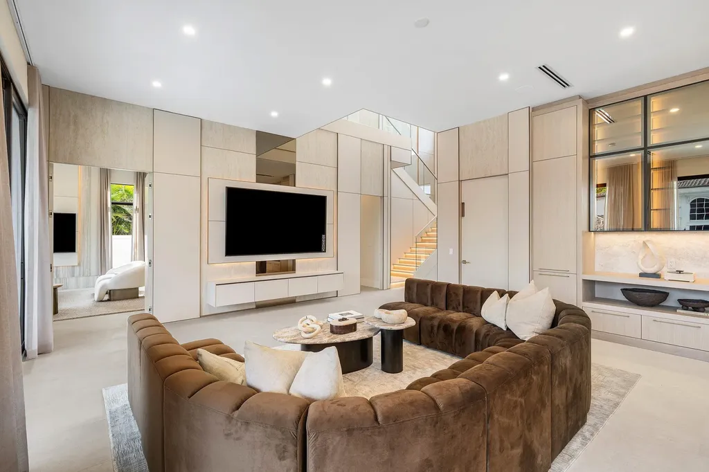 748 NE 72nd Street Boca Raton FL 33487