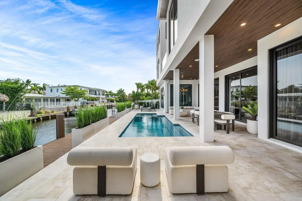 748 NE 72nd Street Boca Raton FL 33487