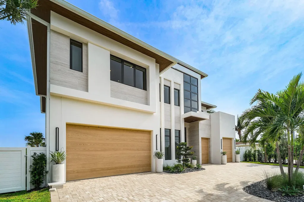 748 NE 72nd Street Boca Raton FL 33487