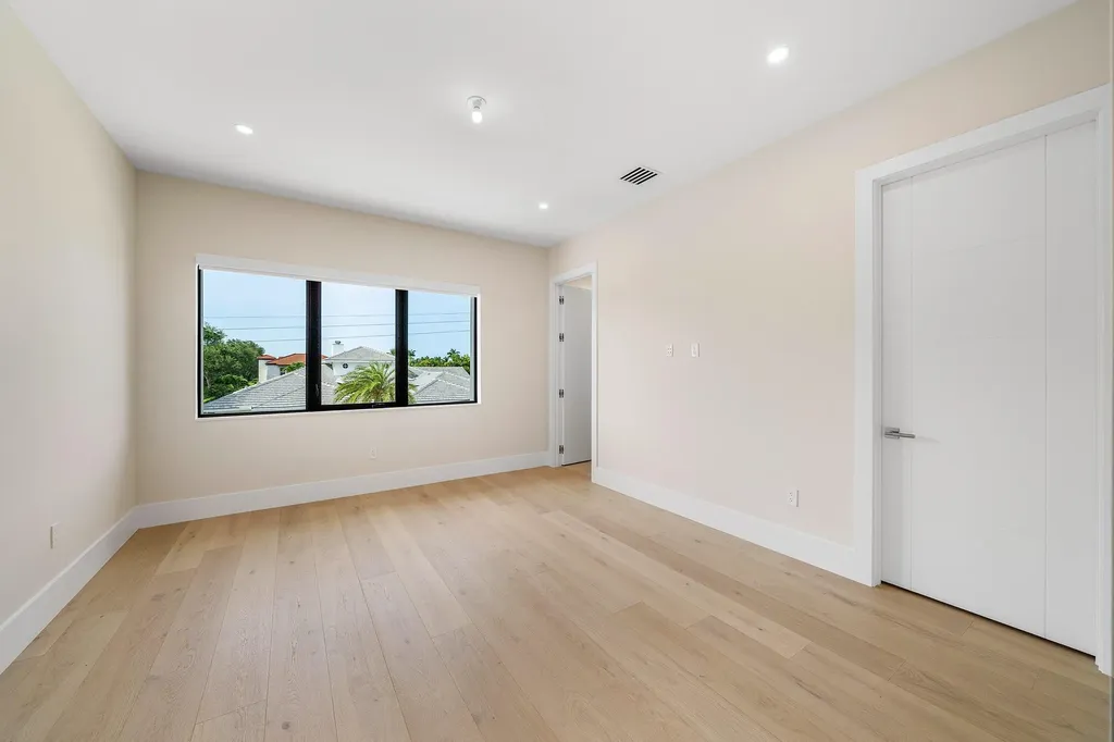 748 NE 72nd Street Boca Raton FL 33487