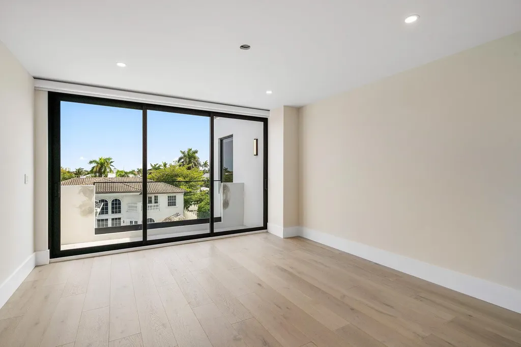 748 NE 72nd Street Boca Raton FL 33487