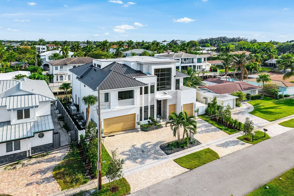 748 NE 72nd Street Boca Raton FL 33487