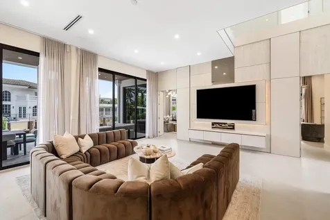 748 NE 72nd Street Boca Raton FL 33487